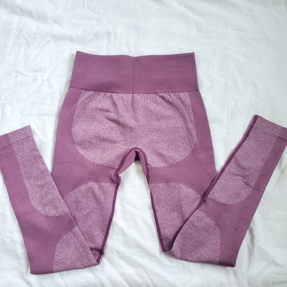 Womens Purple active stretch workout leggings - Picture 2 of 3